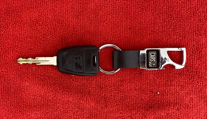 2018 Hyundai NEW SANTRO SPORTZ MT, Petrol, Manual, 20,266 km, Key Close Up
