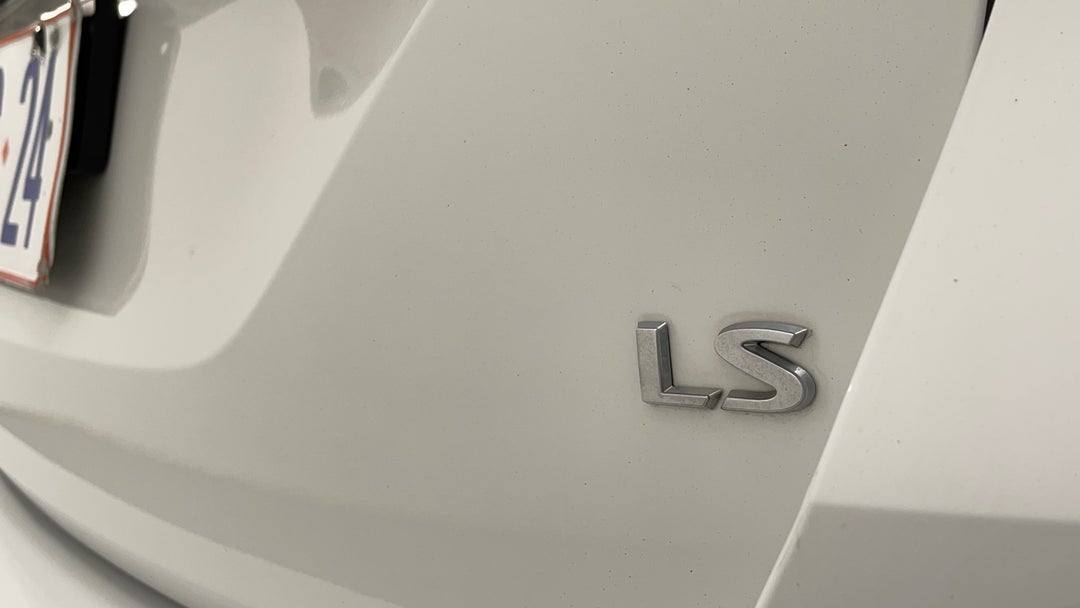 Badge (Boot Right Side)