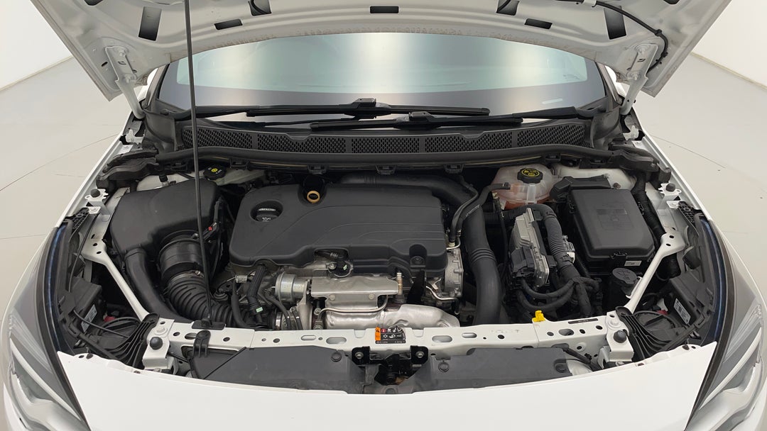 Open Bonnet (Engine)