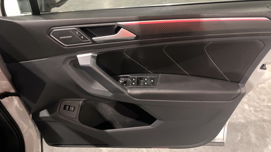 2021 Volkswagen Tiguan 162tsi R-line, Automatic, 68398 km, Speaker View