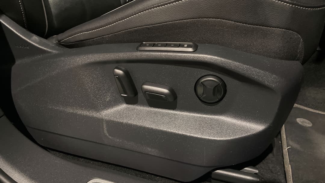 2021 Volkswagen Tiguan 162tsi R-line, Automatic, 68398 km, Drivers Side Adjustment Panel