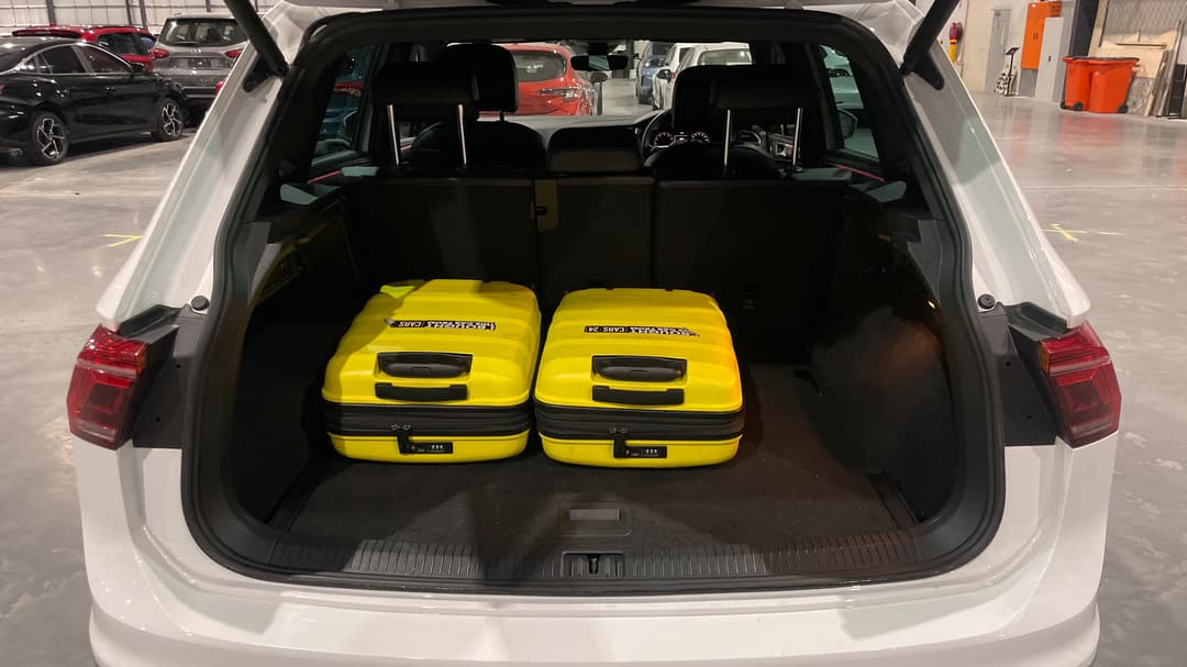 2021 Volkswagen Tiguan 162tsi R-line, Automatic, 68398 km, Boot Inside View with Luggage