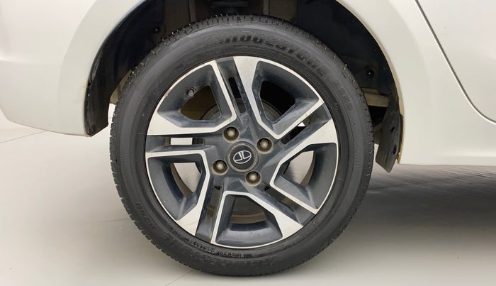 2017 Tata TIGOR XZ (O) PETROL, Petrol, Manual, 42,424 km, Right Rear Wheel