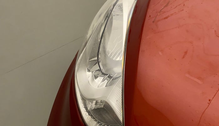 2013 Hyundai Eon MAGNA +, Petrol, Manual, 62,575 km, Right headlight - Minor scratches