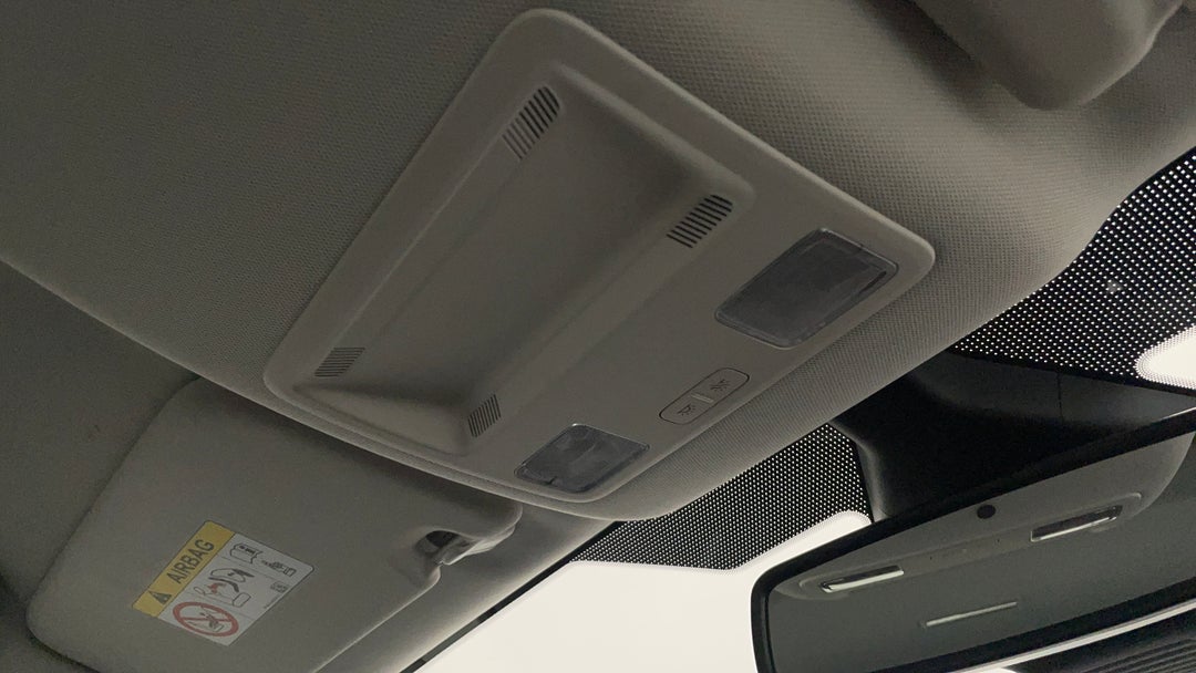 On-Roof Controls/Sunglass holder