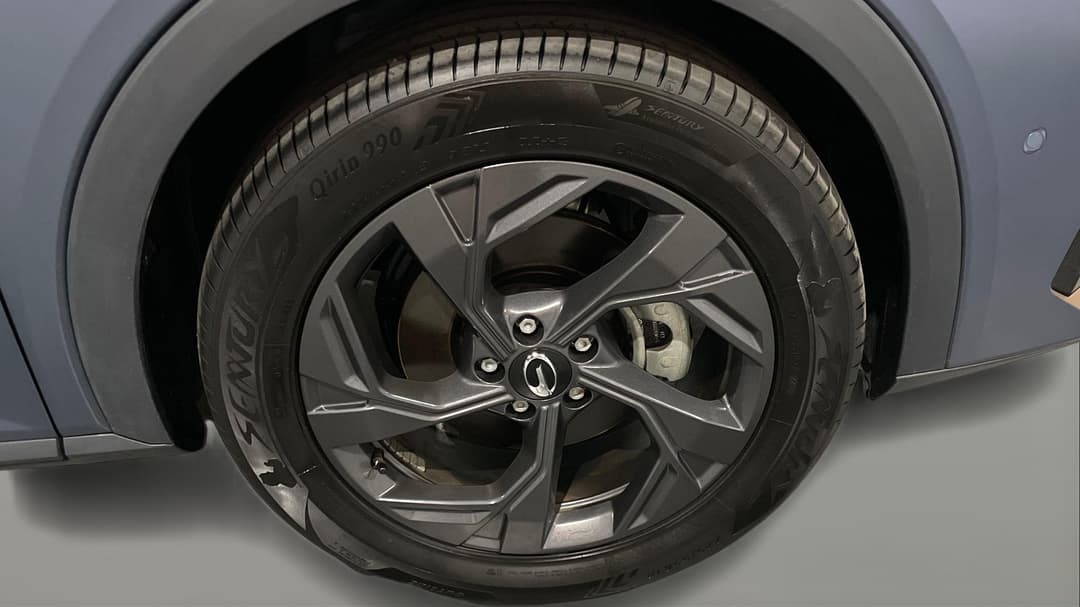 2025 Gac Emzoom Luxury, Automatic, 2952 km, Right Front Wheel