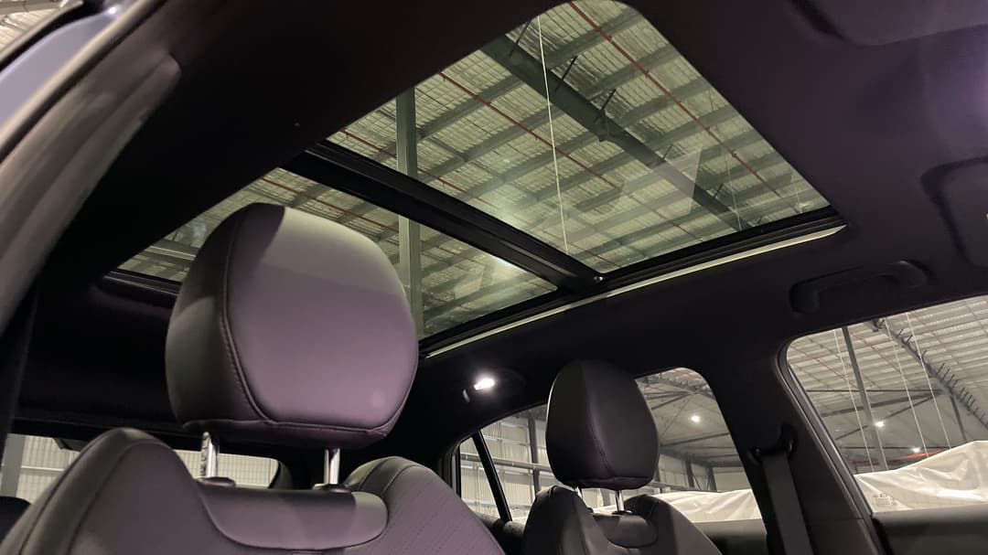 2025 Gac Emzoom Luxury, Automatic, 2952 km, Interior Sunroof/Moonroof
