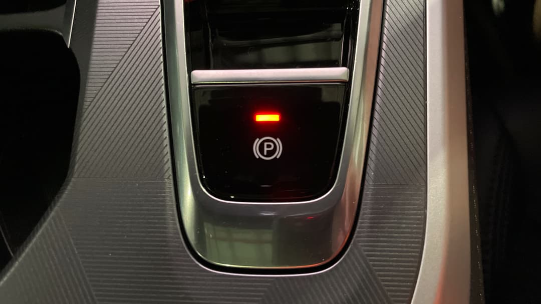 2025 Gac Emzoom Luxury, Automatic, 2952 km, Handbrake