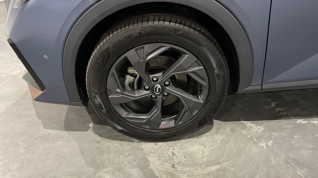 2025 Gac Emzoom Luxury, Automatic, 2952 km, Left Front Wheel