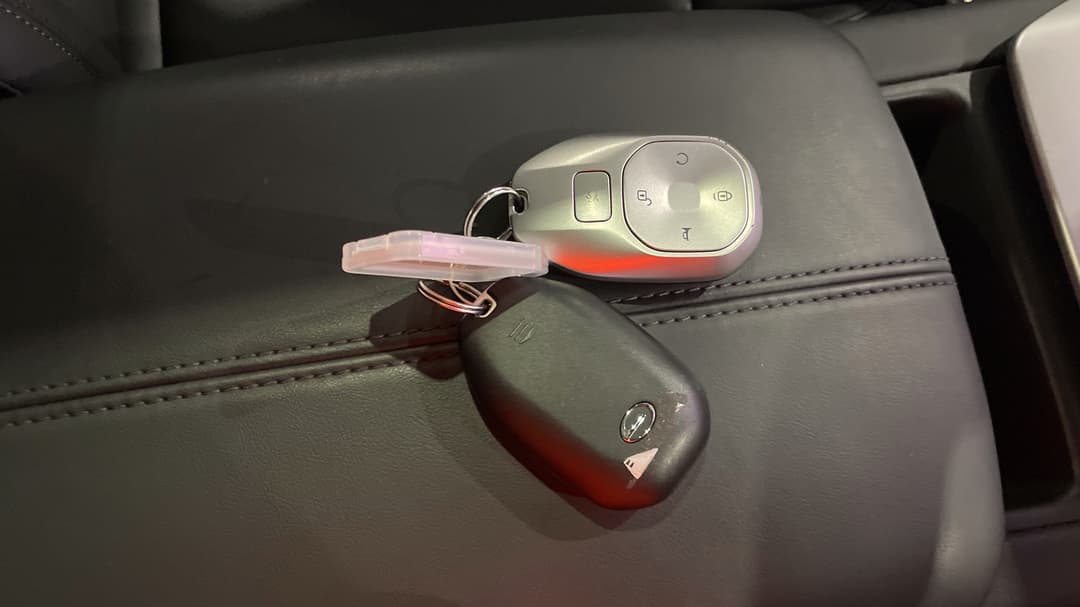 2025 Gac Emzoom Luxury, Automatic, 2952 km, Key Close-up