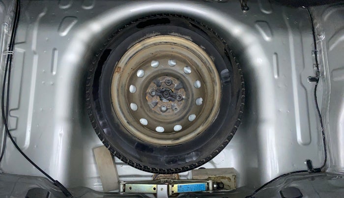 2017 Hyundai Eon ERA PLUS, Petrol, Manual, 51,477 km, Spare Tyre