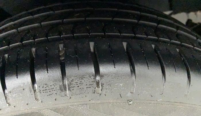 2018 Maruti Baleno ZETA 1.2 K12, Petrol, Manual, 10,616 km, Right Rear Tyre Tread