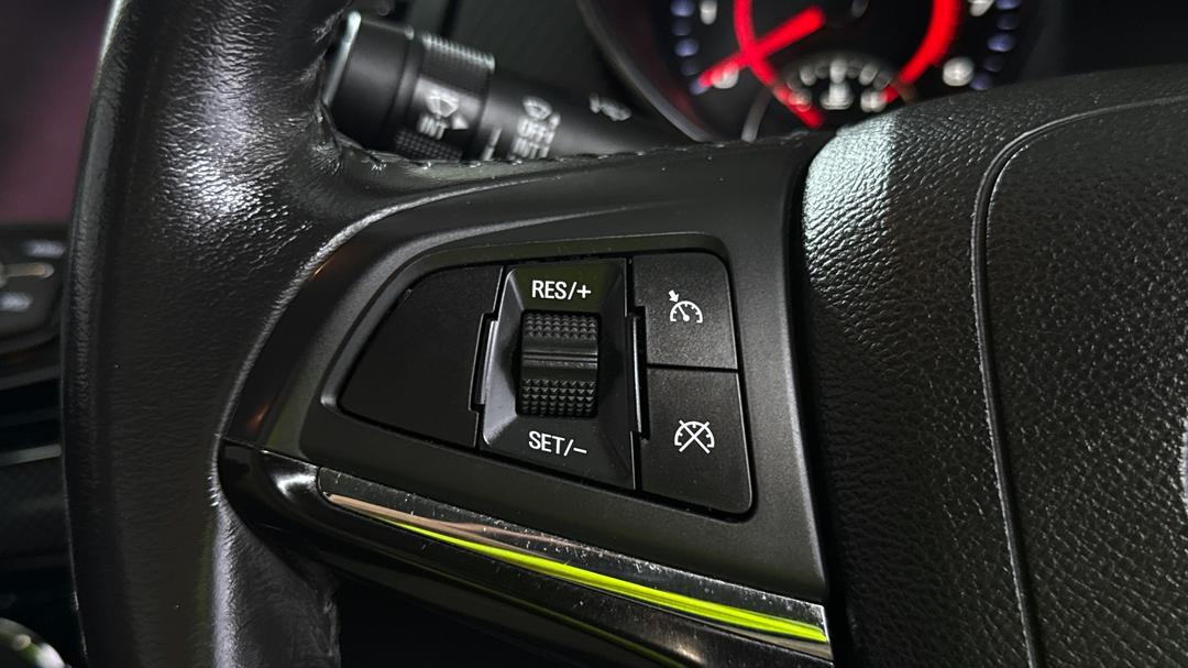 2016 Holden Commodore Sv6 Black Edition, Automatic, 160878 km, Cruise Control