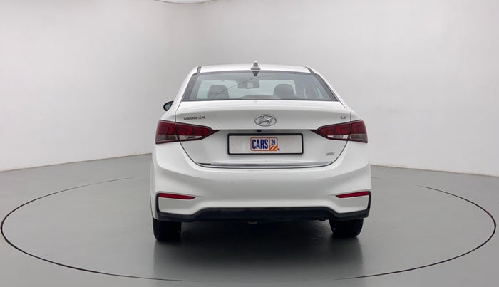 2018 Hyundai Verna 1.6 SX VTVT, Petrol, Manual, 50,987 km, Back/Rear