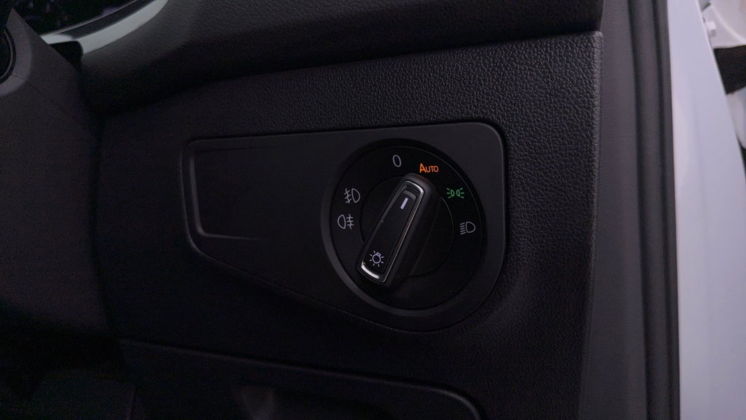 2018 Volkswagen Tiguan Allspace 162 Tsi Highline, Automatic, 124066 km, Utility Switches/Buttons