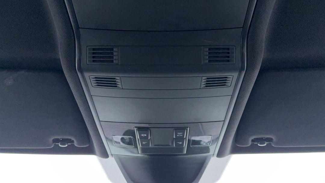 2018 Volkswagen Tiguan Allspace 162 Tsi Highline, Automatic, 124066 km, On-Roof Controls/Sunglass holder