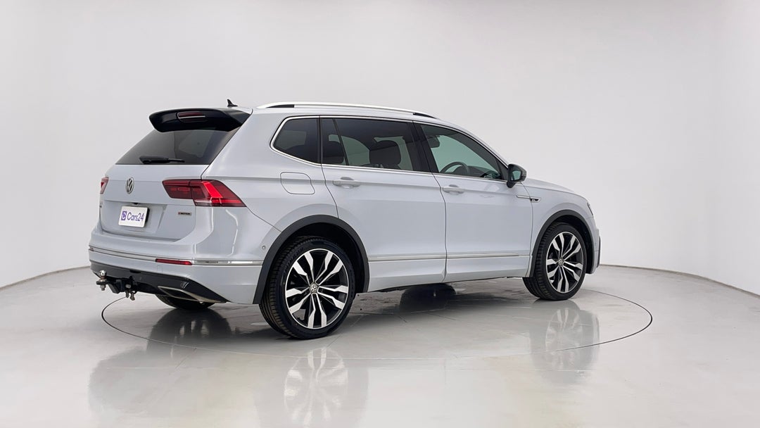 2018 Volkswagen Tiguan Allspace 162 Tsi Highline, Automatic, 124066 km, Right Back Diagonal (45- Degree) View