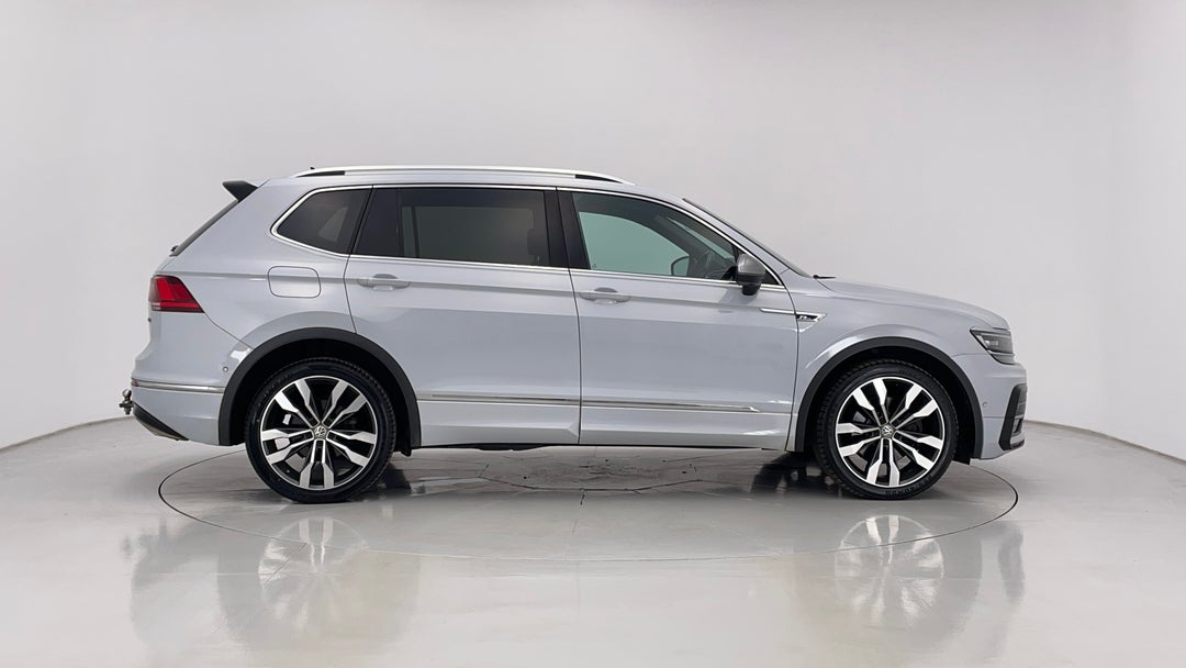 2018 Volkswagen Tiguan Allspace 162 Tsi Highline, Automatic, 124066 km, Right Side View