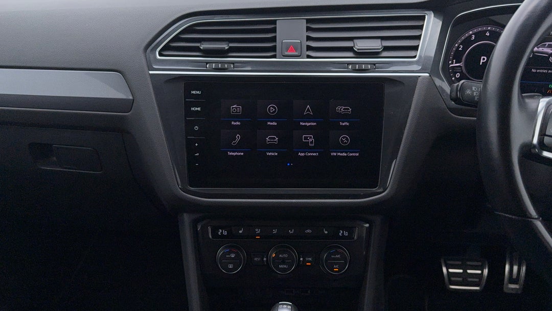 2018 Volkswagen Tiguan Allspace 162 Tsi Highline, Automatic, 124066 km, Center Console