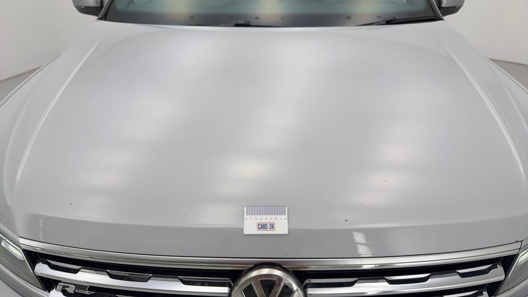 2018 Volkswagen Tiguan Allspace 162 Tsi Highline, Automatic, 124066 km, Bonnet Chip