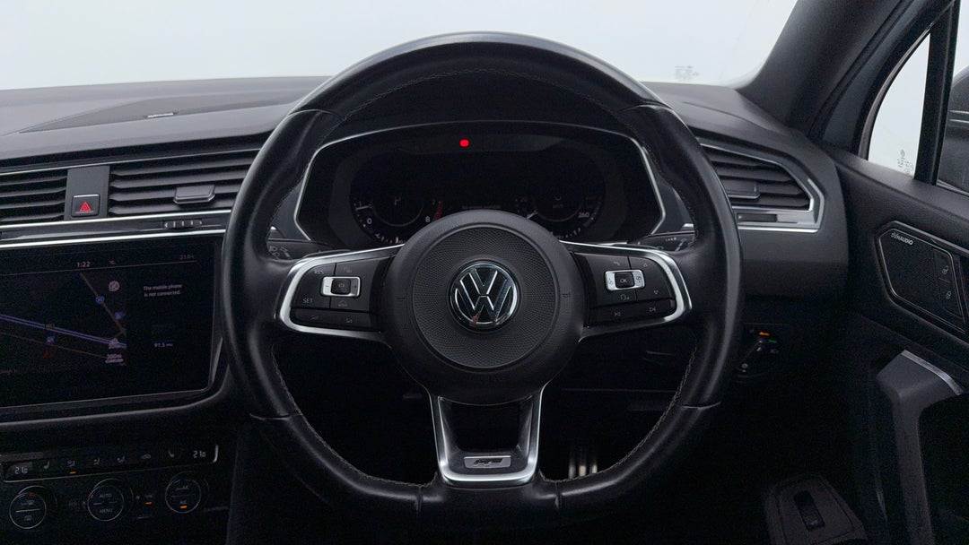 2018 Volkswagen Tiguan Allspace 162 Tsi Highline, Automatic, 124066 km, Steering Wheel Close-up