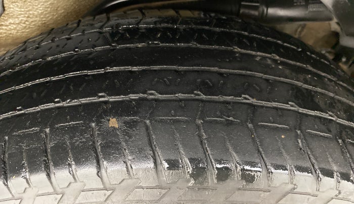 2018 Mahindra XUV500 W10 AT, Diesel, Automatic, 75,889 km, Left Rear Tyre Tread