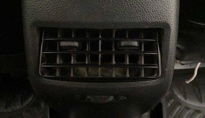 2015 Hyundai Elite i20 ASTA 1.4 CRDI, Diesel, Manual, 80,718 km, Rear AC Vents