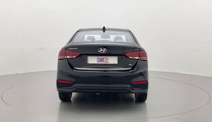 2019 Hyundai Verna 1.6 SX VTVT, Petrol, Manual, 13,976 km, Back/Rear