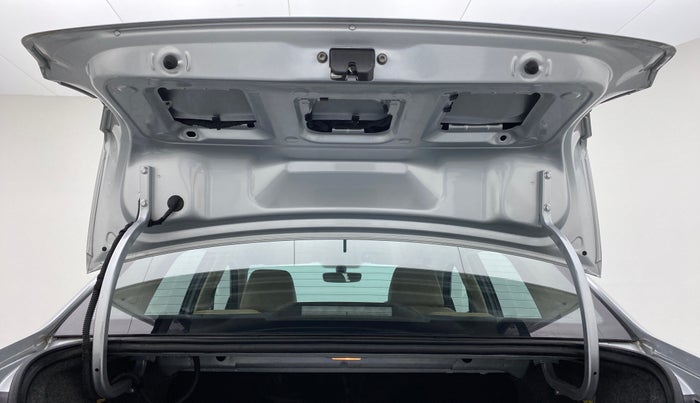 2017 Volkswagen Ameo HIGHLINE DSG 1.5 DIESEL , Diesel, Automatic, 64,080 km, Boot Door Open