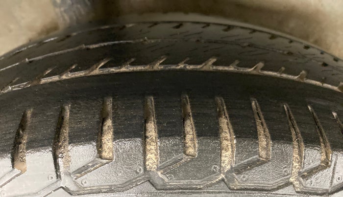 2015 Honda City VX MT PETROL, Petrol, Manual, 43,250 km, Right Rear Tyre Tread