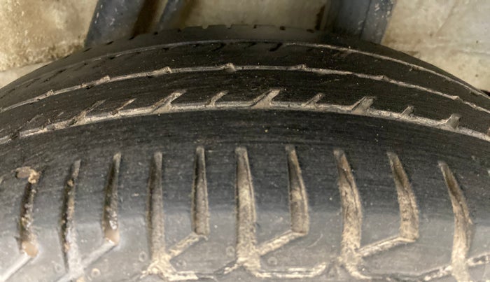 2015 Honda City VX MT PETROL, Petrol, Manual, 43,250 km, Left Rear Tyre Tread