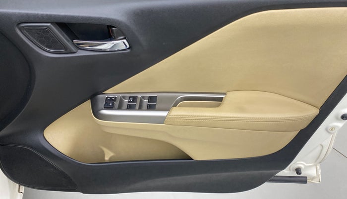 2015 Honda City VX MT PETROL, Petrol, Manual, 43,250 km, Driver Side Door Panels Control
