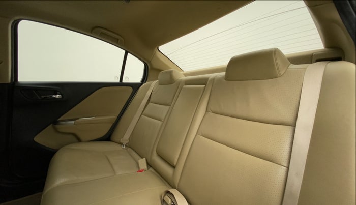 2015 Honda City VX MT PETROL, Petrol, Manual, 43,250 km, Right Side Rear Door Cabin