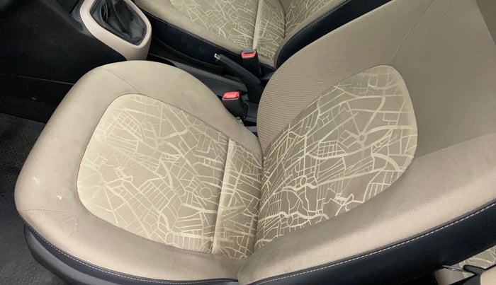 2014 Hyundai Xcent S AT 1.2 (O), Petrol, Automatic, 27,766 km, Front left seat (passenger seat) - Cover slightly stained