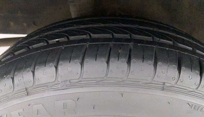2019 Datsun Go Plus A(O), Petrol, Manual, 71,413 km, Right Rear Tyre Tread