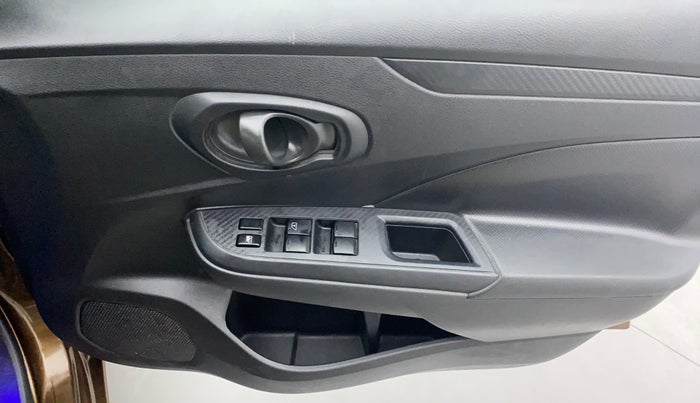 2019 Datsun Go Plus A(O), Petrol, Manual, 71,413 km, Driver Side Door Panels Control