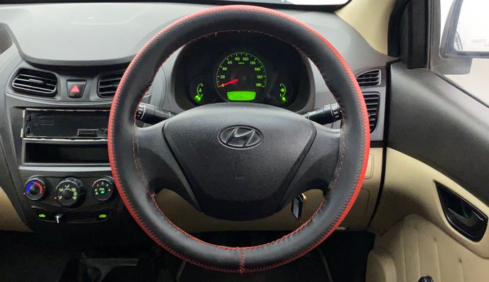 2013 Hyundai Eon D-LITE+, Petrol, Manual, 74,494 km, Steering Wheel Close Up