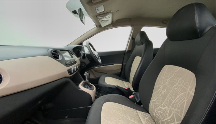 2017 Hyundai Grand i10 SPORTZ (O) AT 1.2 KAPPA VTVT, Petrol, Automatic, 22,284 km, Right Side Front Door Cabin
