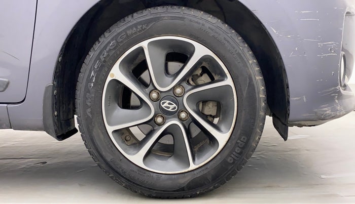 2017 Hyundai Grand i10 SPORTZ (O) AT 1.2 KAPPA VTVT, Petrol, Automatic, 22,284 km, Right Front Wheel
