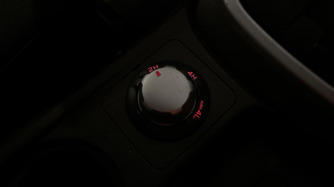 2018 Isuzu D-MAX Ls-m Hi-ride (4x4), Automatic, 75088 km, Utility Switches/Buttons