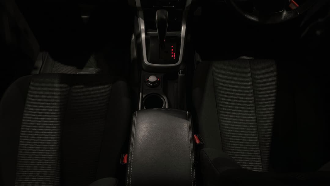 2018 Isuzu D-MAX Ls-m Hi-ride (4x4), Automatic, 75088 km, Center Console