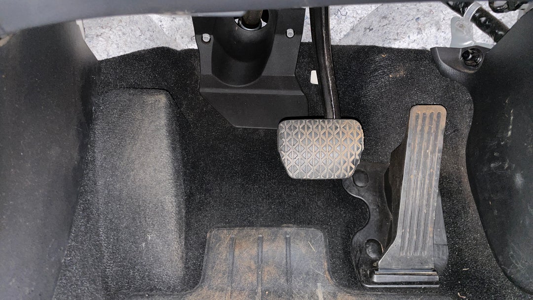 2022 Mazda CX-5 Maxx (FWD), Automatic, 71749 km, Pedals and Footmat