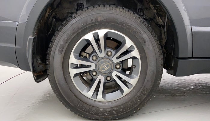 2018 Tata Hexa Varicor 400 XM, Diesel, Manual, 9,927 km, Right Rear Wheel