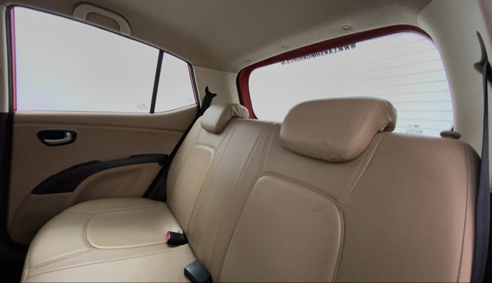 2010 Hyundai i10 SPORTZ 1.2, Petrol, Manual, 49,109 km, Right Side Door Cabin View