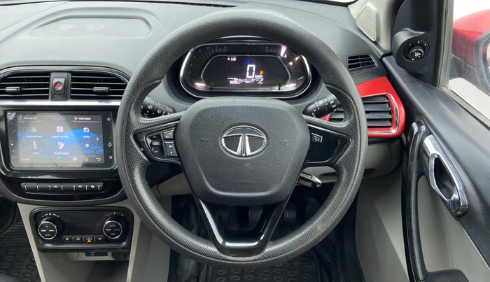 2019 Tata Tiago XZ+ 1.2 Revotron, Petrol, Manual, 36,760 km, Steering Wheel Close Up