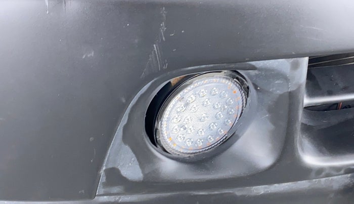 2019 Maruti Eeco 5 STR CNG WITH AC PLUSHTR, CNG, Manual, 46,415 km, Right fog light - Not working/Broken