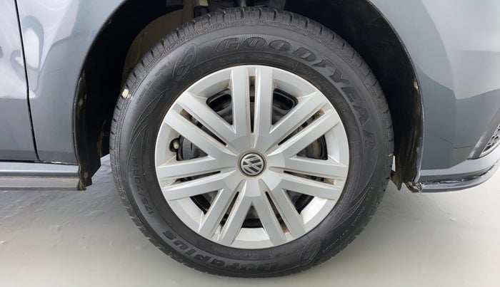 2020 Volkswagen Polo Trendline 1.0 L Petrol, Petrol, Manual, 13,679 km, Right Front Wheel