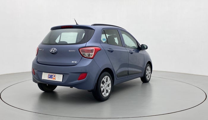 2016 Hyundai Grand i10 SPORTZ 1.2 KAPPA VTVT, Petrol, Manual, 36,493 km, Right Back Diagonal