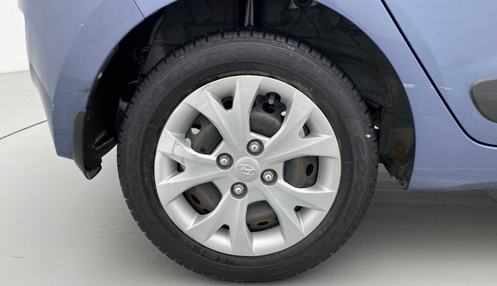 2016 Hyundai Grand i10 SPORTZ 1.2 KAPPA VTVT, Petrol, Manual, 36,493 km, Right Rear Wheel