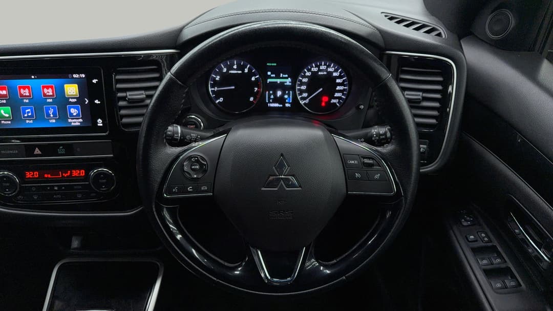 2018 Mitsubishi Outlander Black Edition 7 Seat (2WD), Automatic, 116580 km, Steering Wheel Close-up